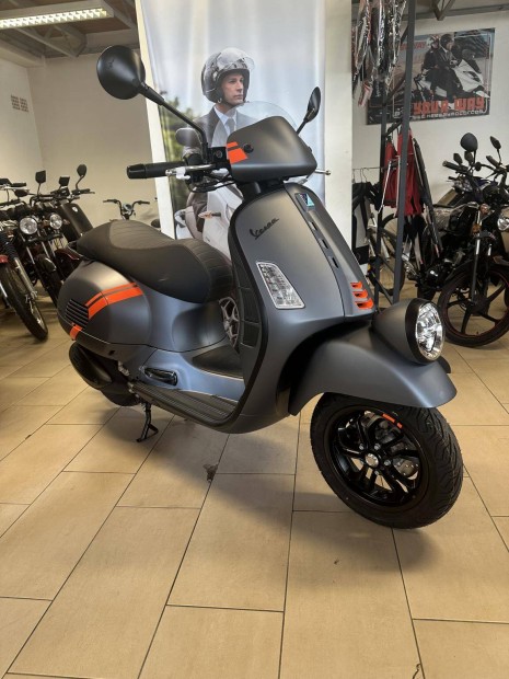 Vespa GTV 310 Új Modell! Szürke színben készlet...