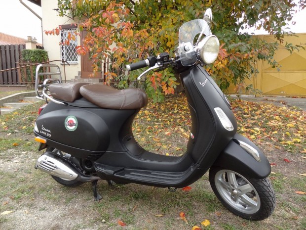 Vespa LXV 50