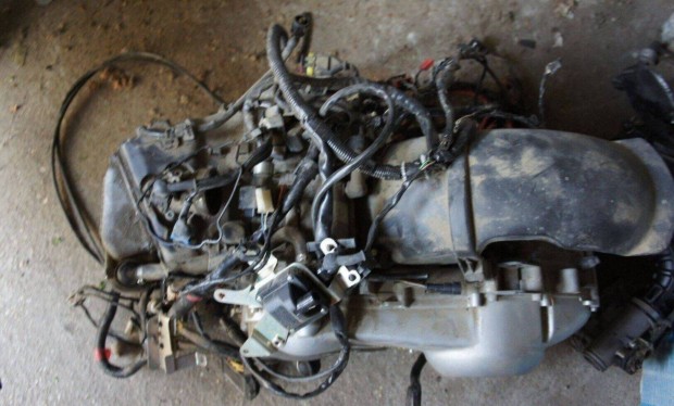 Vespa LX 125 blokk motor motorblokk injektoros 3v