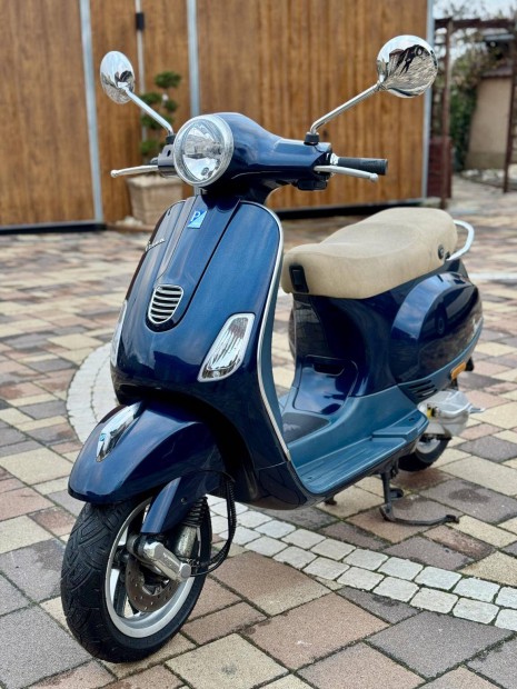 Vespa LX 50 2T.