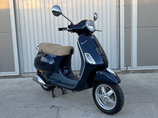 Vespa LX 50 ...