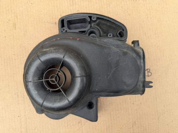 Vespa LX Piaggio n�gy �tem� gy�jt�s oldali fed�l takar� idom