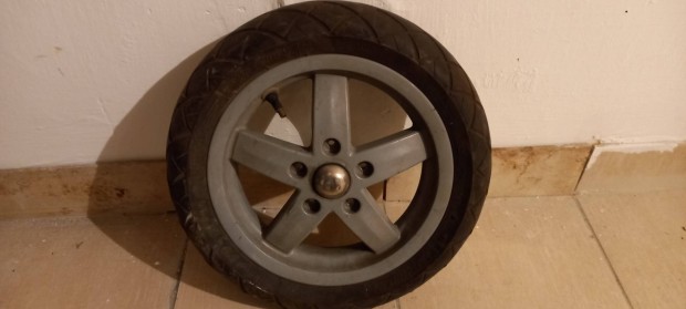 Vespa LX els kerk Miskolc