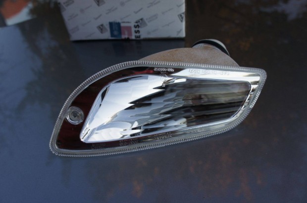 Vespa LX jobb első index gyári új