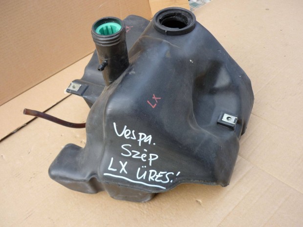 Vespa LX zemanyag tank zemanyagtank