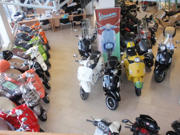 Vespa Primavera 50 2T 50-125cc!Black Friday! r...