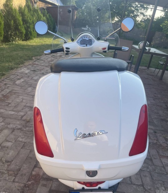 Vespa gts 300 doboz