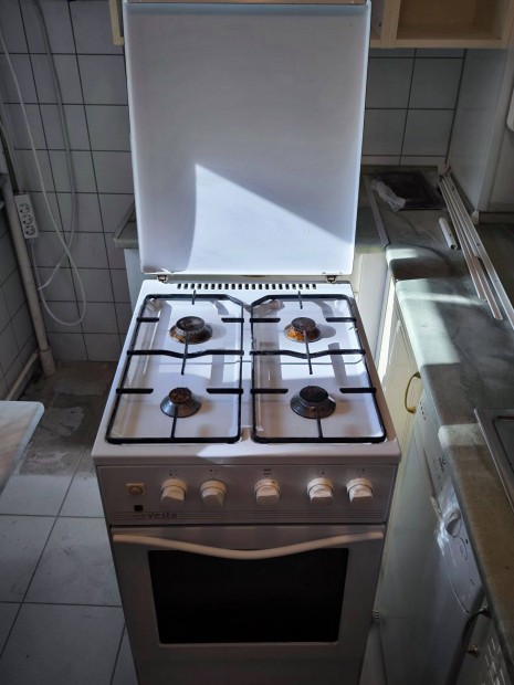 Vesta kombi tűzhely újszerű, megkímélt állapotban