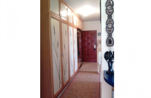 Veszpr�m Panor�m�s lak�sa Csere �s Gar�zslehet�s�ggel