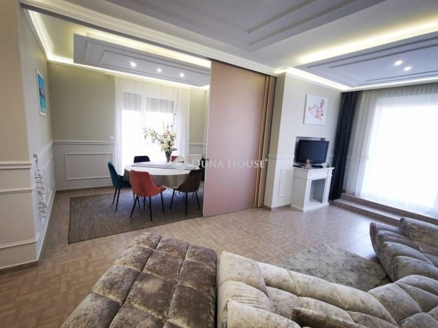 Veszpr�mi 131 nm-es lak�s elad�