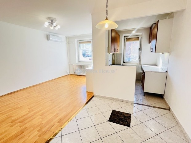 Veszpr�mi 68 nm-es lak�s elad�