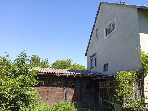 Veszpr�mi elad� 153 nm-es h�z