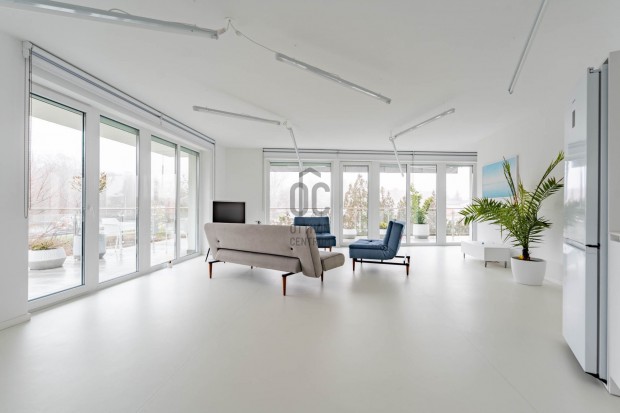 Veszpr�mi elad� �j �p�t�s� t�gla t�rsash�zi lak�s