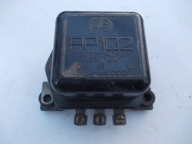 Veter�n GAZ Volga UAZ fesz�lts�g szab�lyz�