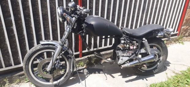 Veterán Honda motorkerékpár alkatrésznek
