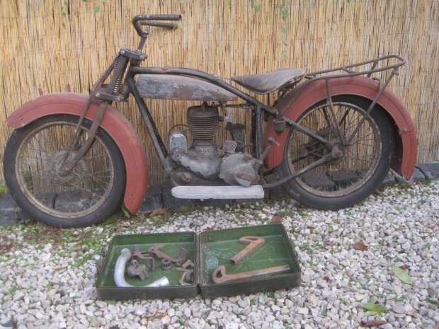 Vetern NSU 350 T motorkerkpr alkatrszei kp szerint 1927 bl