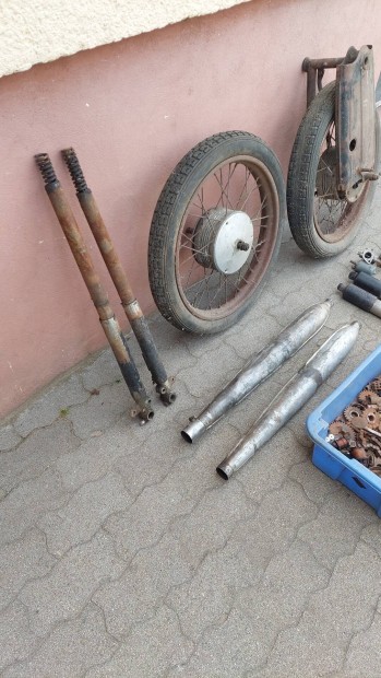 Veter�n Pann�nia alkatr�szek