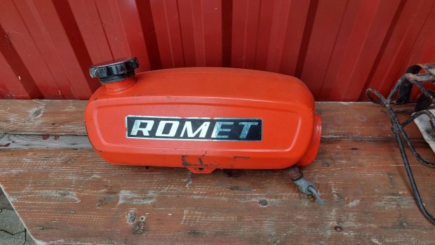 Veterán Romet Kadett tank