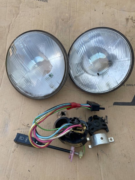 Veterán Skoda Trabant alkatrészek Egyben
