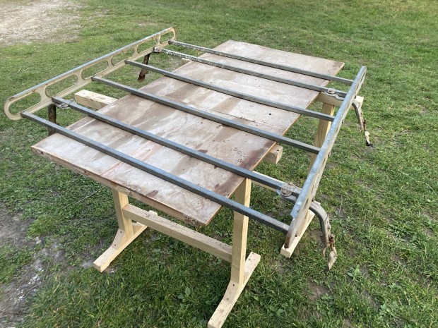 Veter�n Skoda kieg�sz�t�k