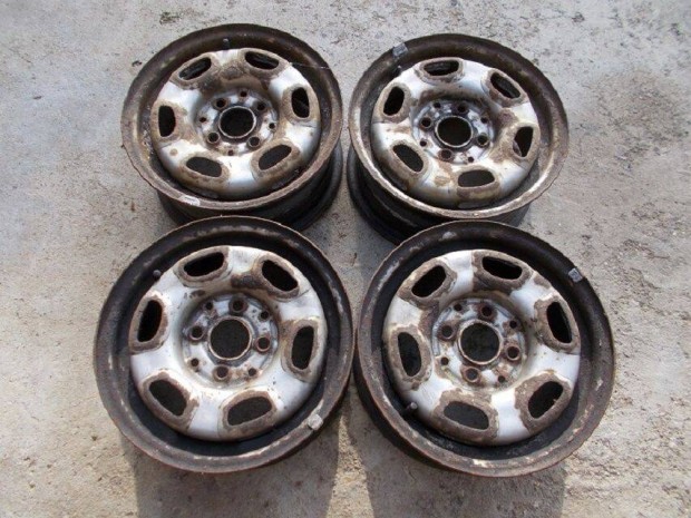 Veter�n VW Passat 32b Golf Mk2 ac�lfelni 13" 4x100