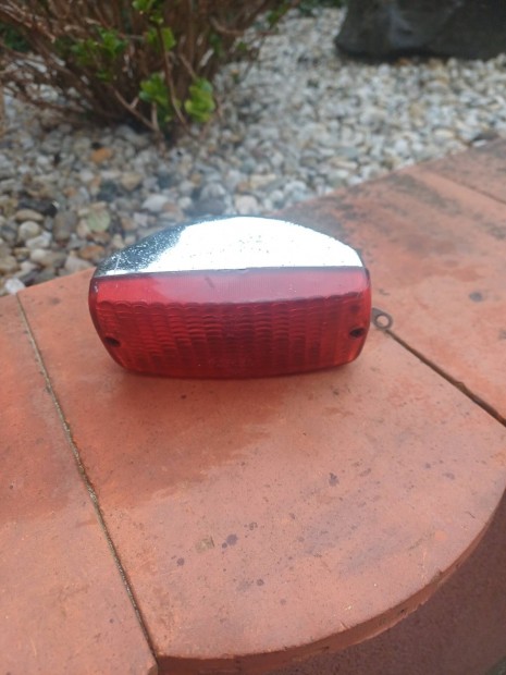 Veter�n j�rm� l�mpa.