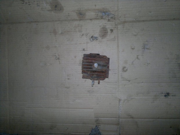 Veter�n magyar dongo vashenger