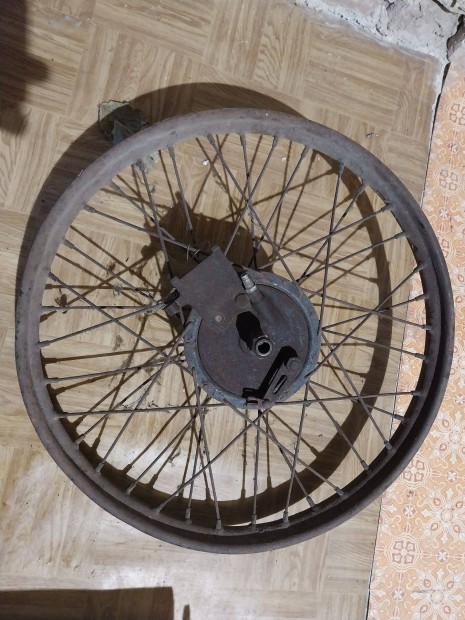 Veterán motor Csepel 100 100/48 első kerék extra ritka féklappal