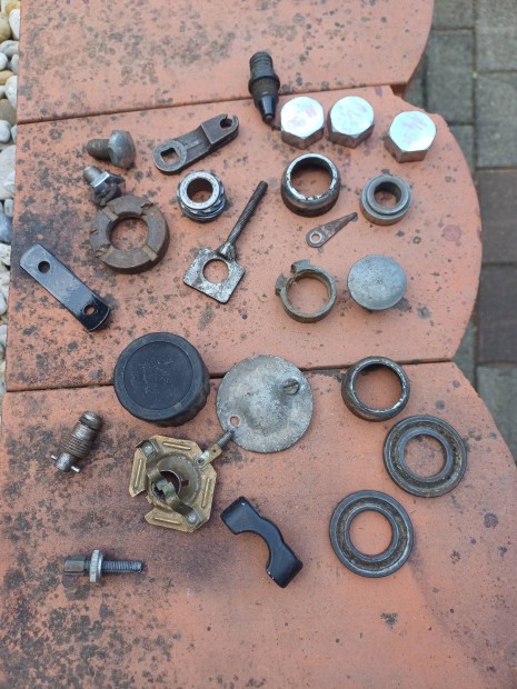 Vetern motor alkatrsz.