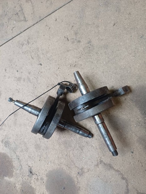 Veter�n motor f�tengely.