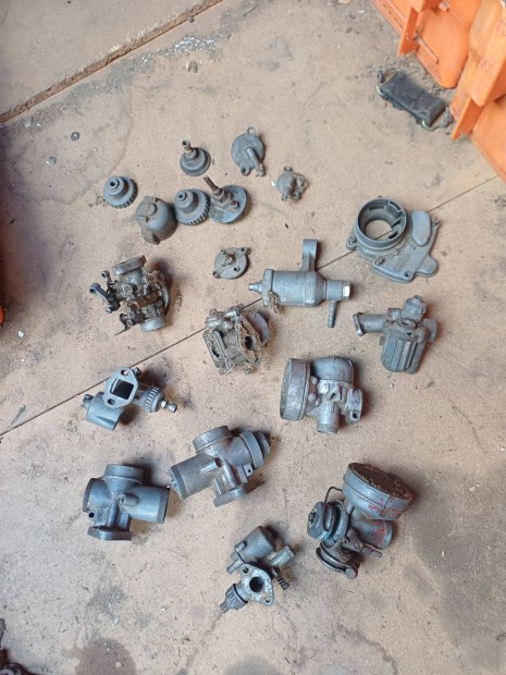 Veter�n motor karbur�tor.