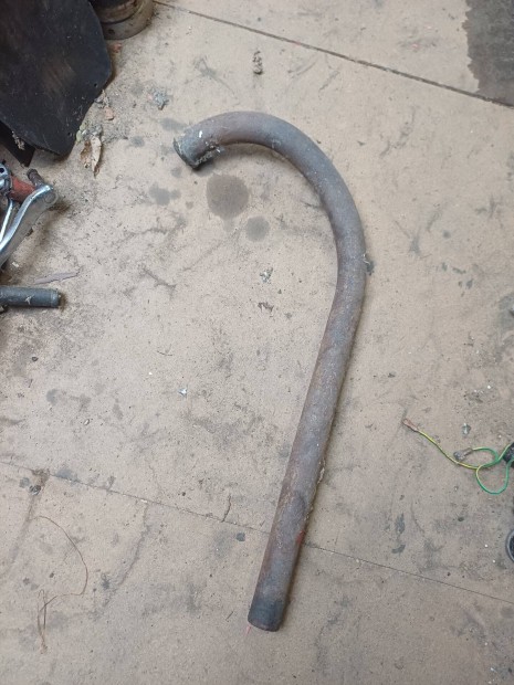 Veter�n motor k�ny�kcs�.