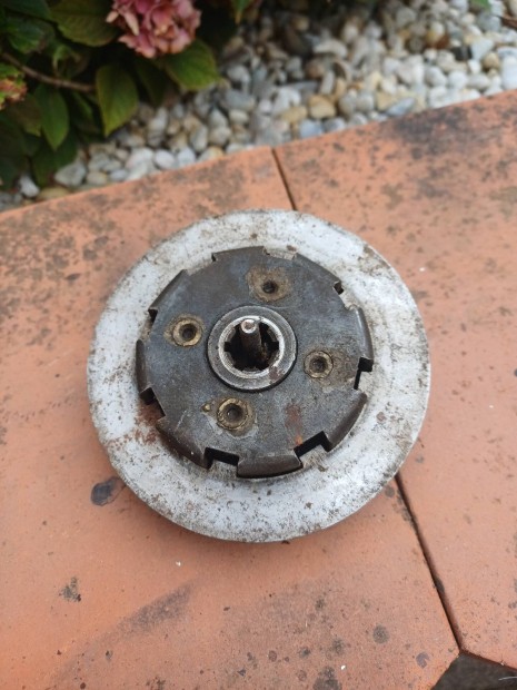 Vetern motor kuplung.