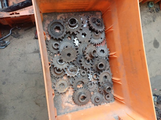 Veter�n motor l�ncker�k.