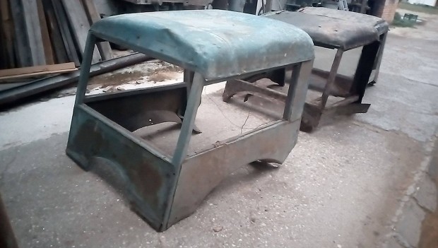 Veter�n traktor f�lke