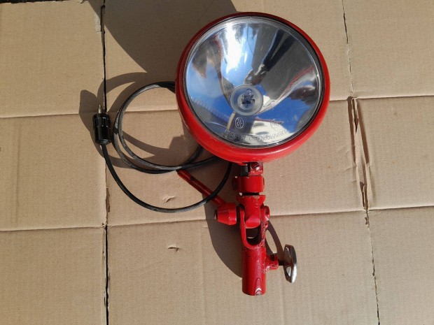 Veter�n t�zolt�aut� keres�l�mpa