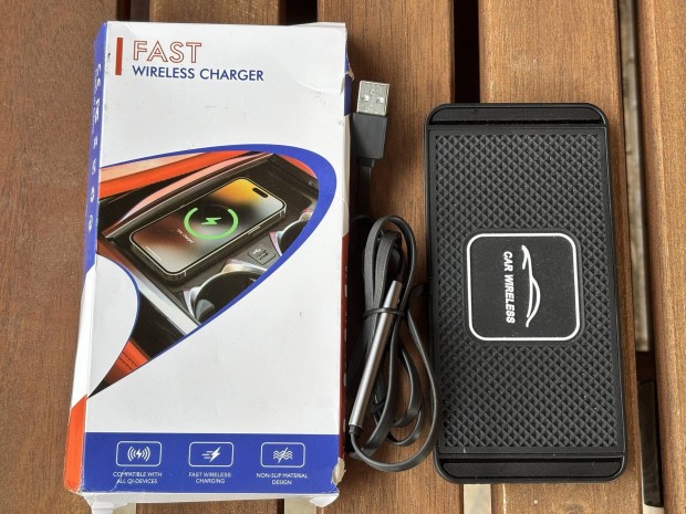 Vezet�k n�lk�li aut�s t�lt�pad Wireless Charger