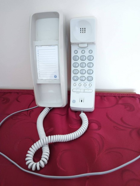 Vezetékes fali telefon