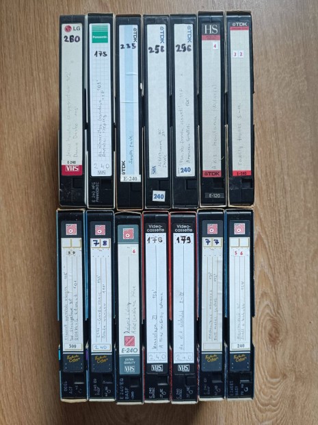 Vhs kazetta csomag, 14 db
