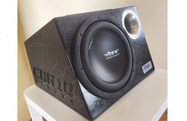Vibe CBR 10 Blackair aktív autós mélynyomó sub beépített erősítővel