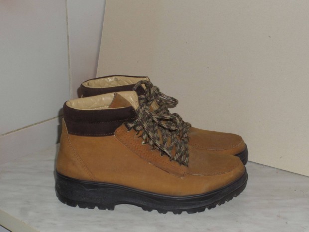 Vibram cip, bakancs ( 42-es)