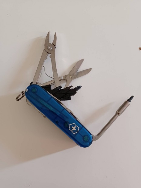 Victorinox Cybertool zsebks bicska multiszerszm 