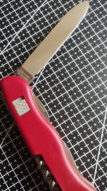 Victorinox Hunter