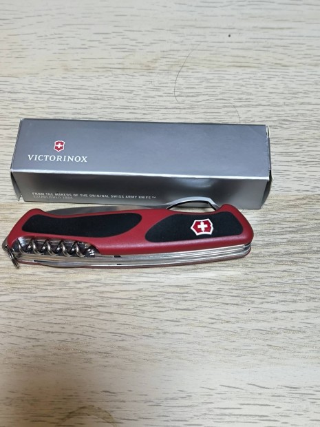 Victorinox Ranger 57 