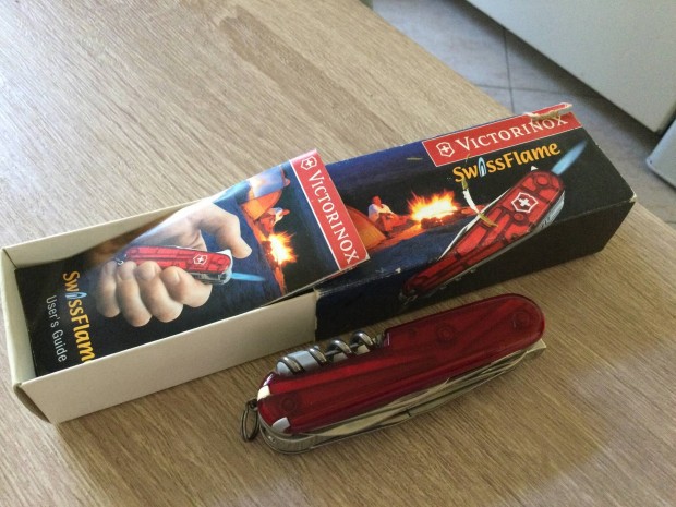 Victorinox Swiss Flame