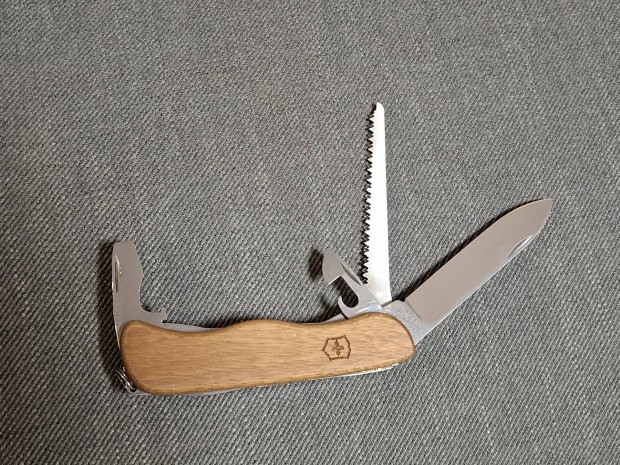 Victorinox  Forester Wood svjci bicska 