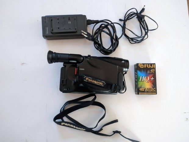 Videókamera, Panasonic NV-R100
