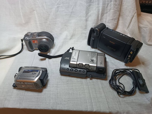 Videkamera csomag - Sony CD Mavica, Sharp Video8 s 2db JVC Minidv