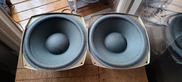 Videoton HA25/1034 (nagy csapos) hangsz�r�, m�lynyom� p�r