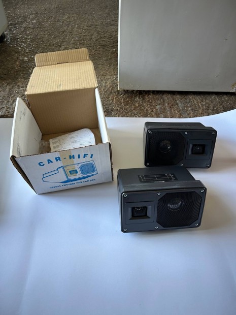 Videoton retro autos hangfal Vadonat�j!!!